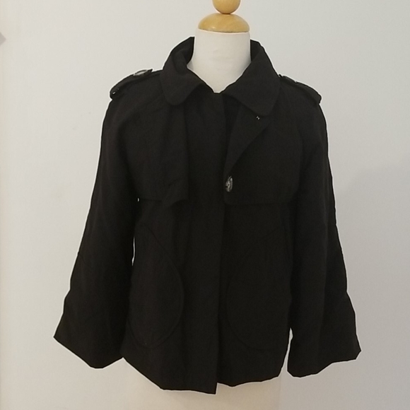 Cropped Trenchcoat - Picture 4 of 6